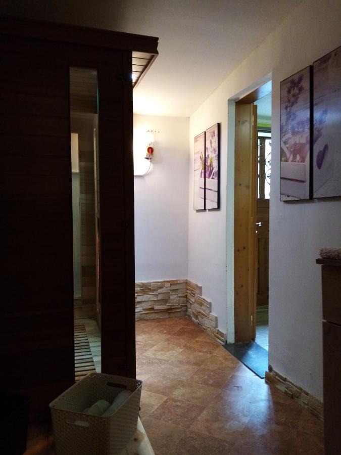 Laura Apartman Apartment นาชคานีจา ภายนอก รูปภาพ
